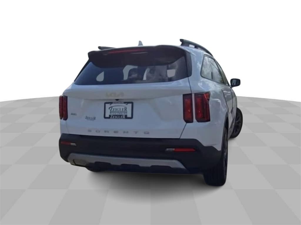 2022 KIA SORENTO - Image 8