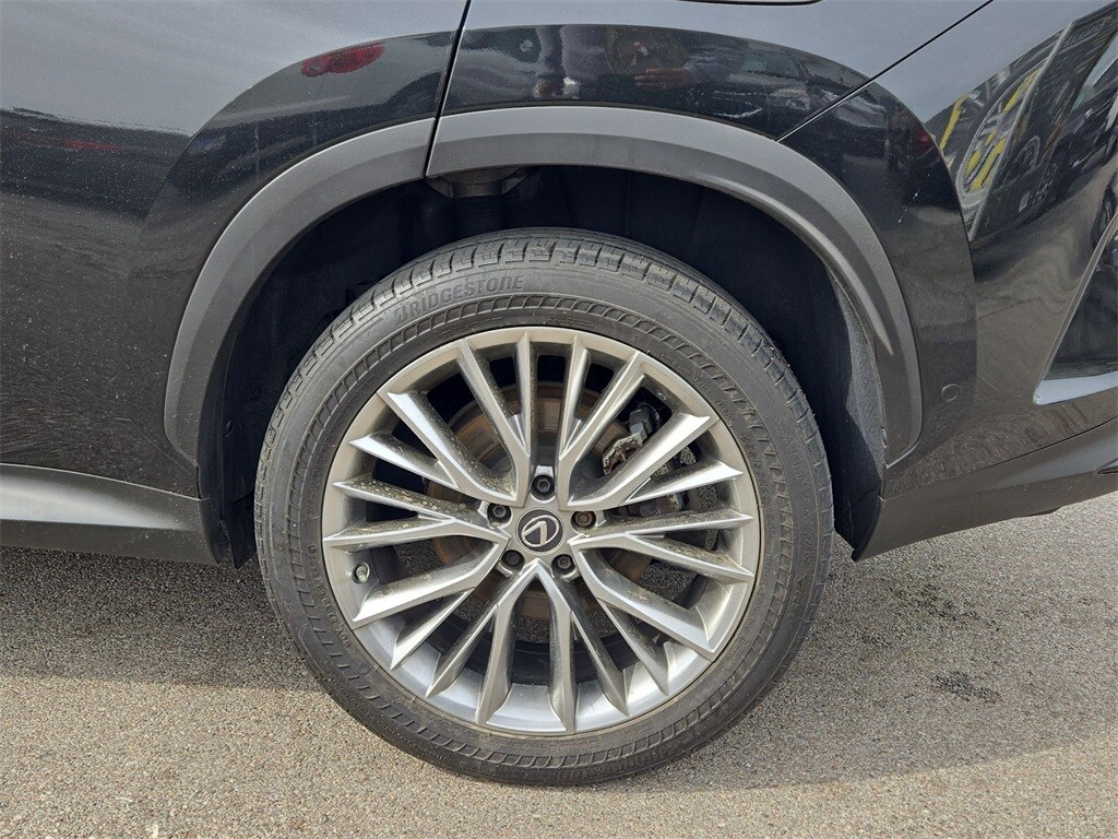 2022 LEXUS NX - Image 40