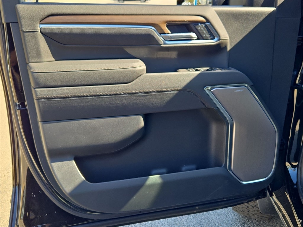 2025 Chevrolet Silverado 2500 HD High Country - Photo 23