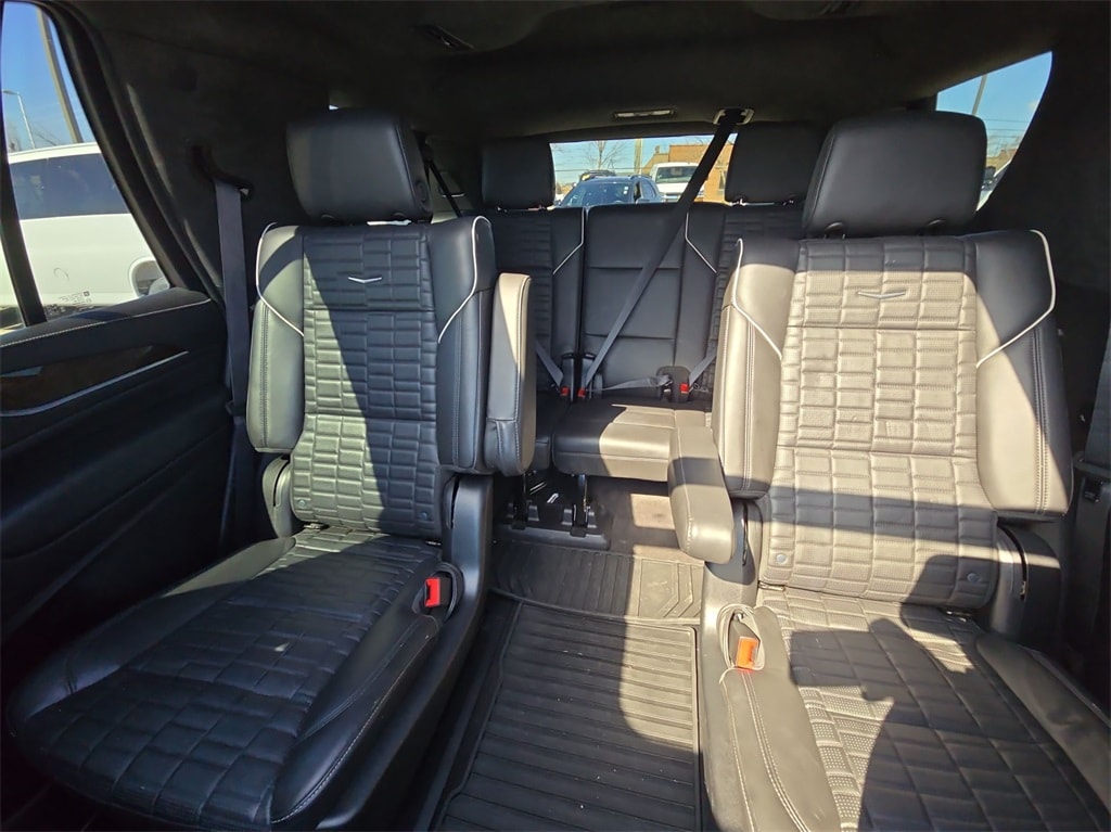 2022 CADILLAC ESCALADE - Image 13