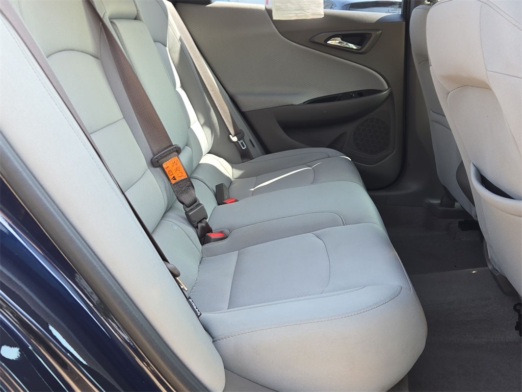 2018 CHEVROLET MALIBU - Image 32