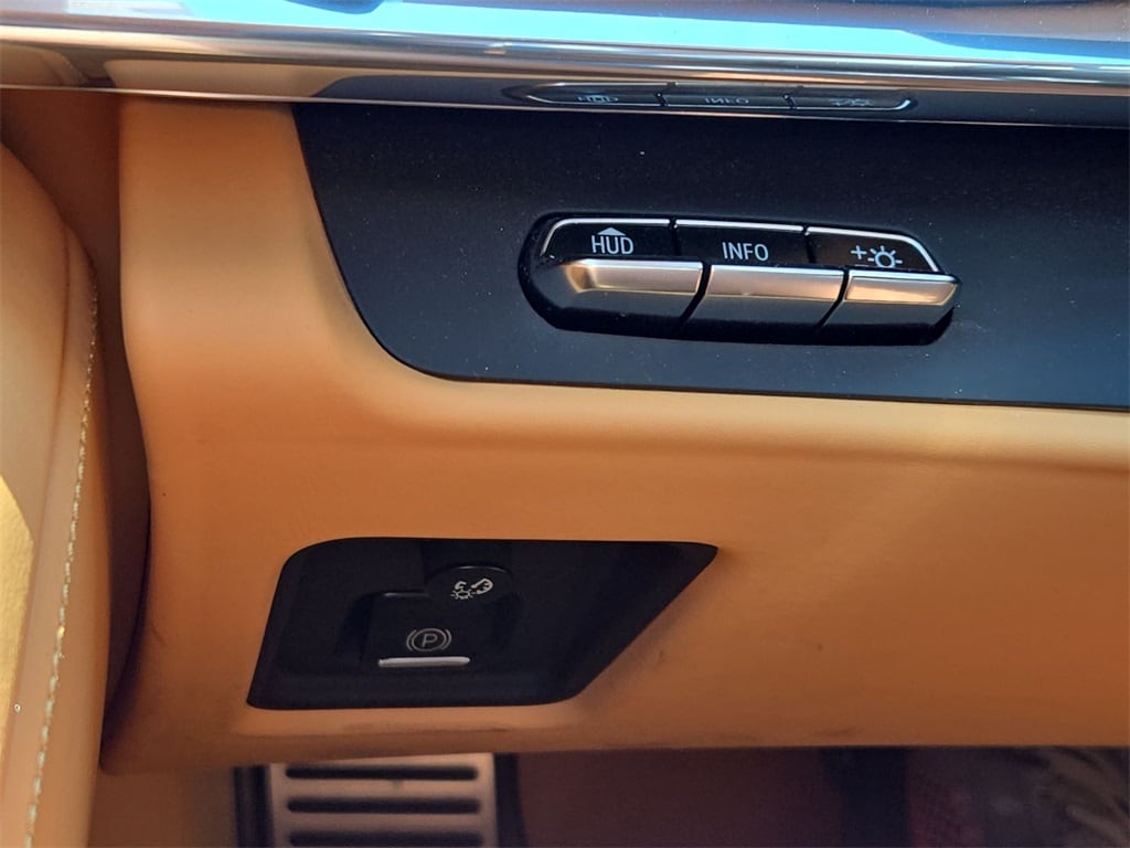 2020 CHEVROLET CORVETTE - Image 24