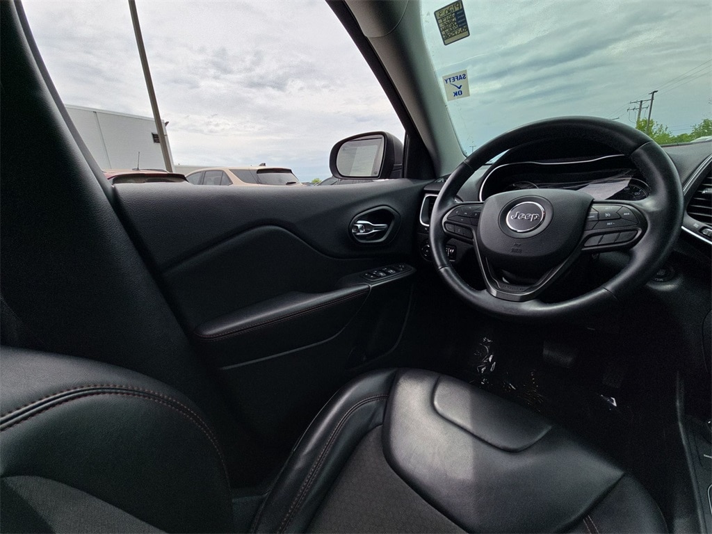 2019 JEEP CHEROKEE - Image 15