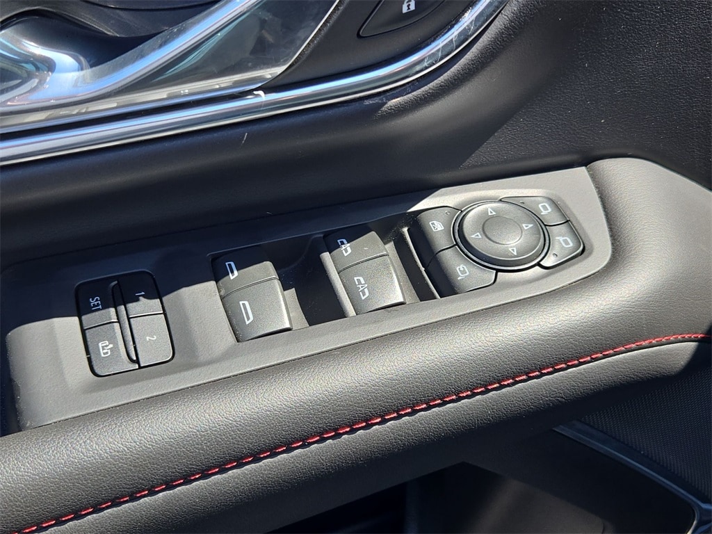 2023 CHEVROLET SUBURBAN - Image 30