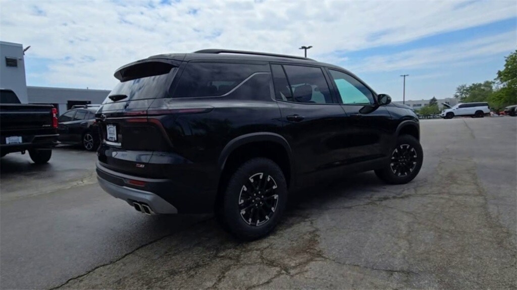 2025 Chevrolet Traverse Z71 - Photo 9
