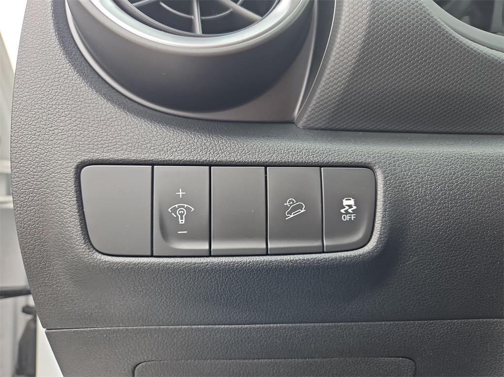 2022 HYUNDAI KONA - Image 24