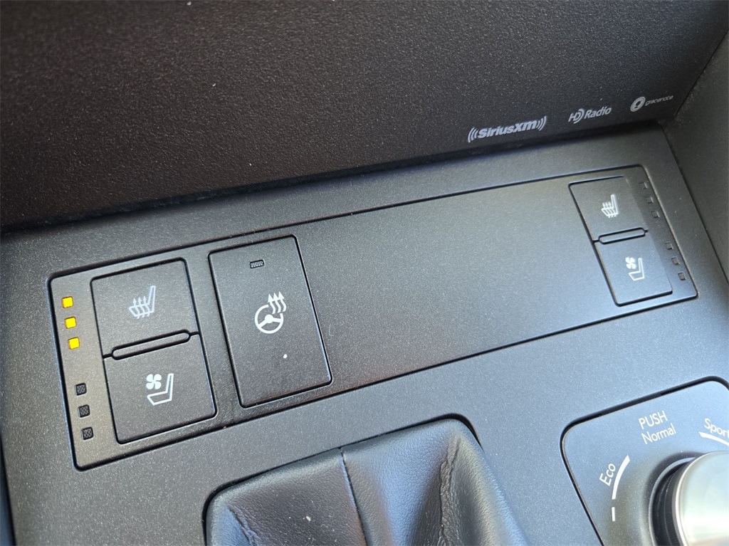 2022 LEXUS IS - Image 41