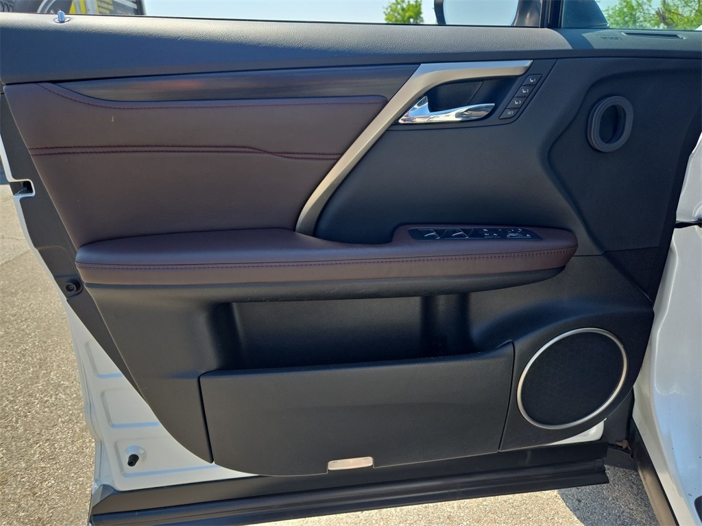 2017 LEXUS RX - Image 29