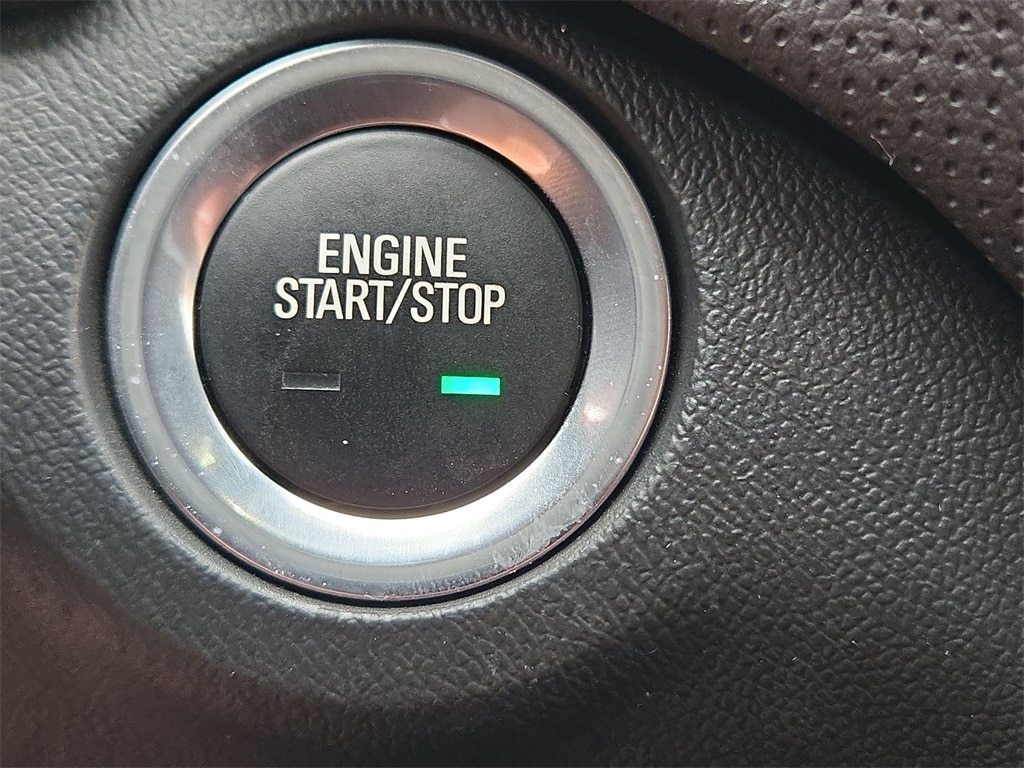 2022 CHEVROLET EQUINOX - Image 16