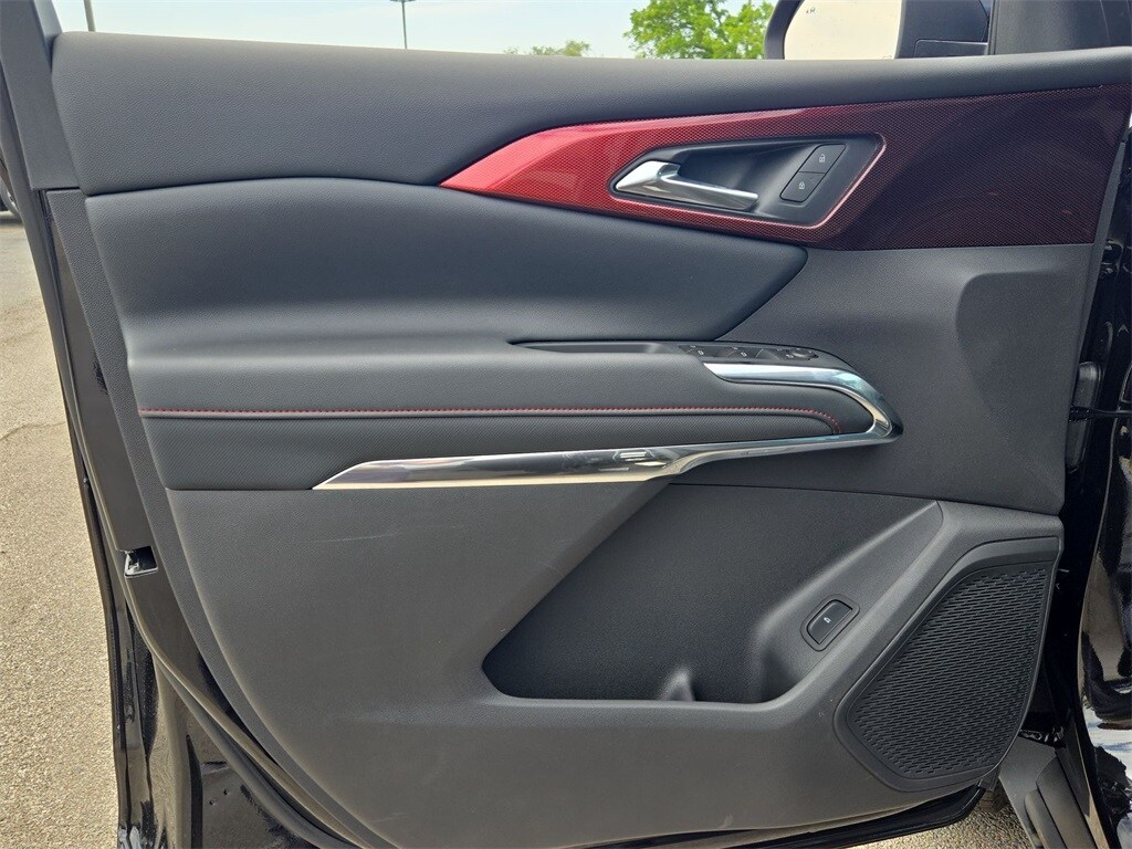2025 Chevrolet Traverse Z71 - Photo 29