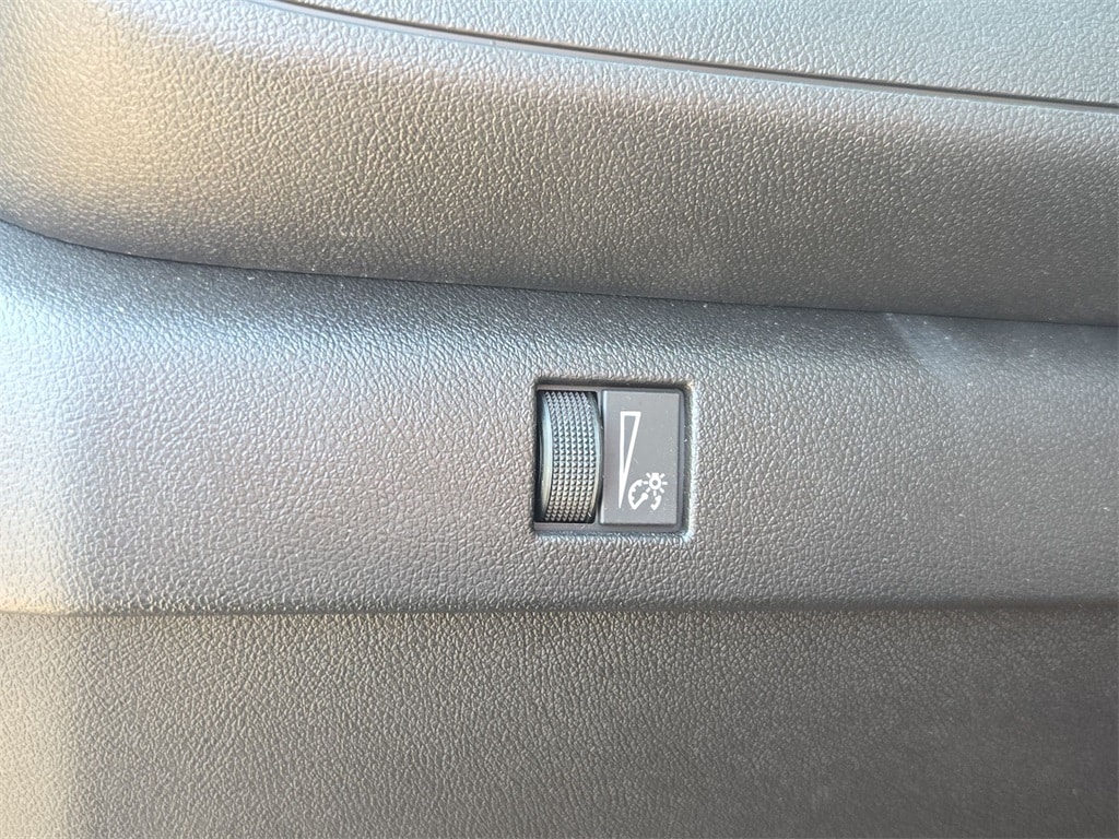 2024 CHEVROLET COLORADO - Image 24