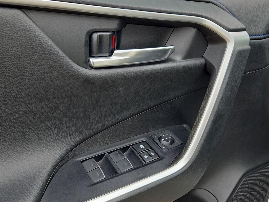 2022 TOYOTA RAV4 - Image 29