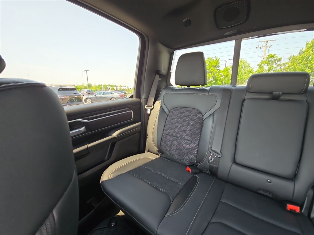 2024 RAM 1500 - Image 12