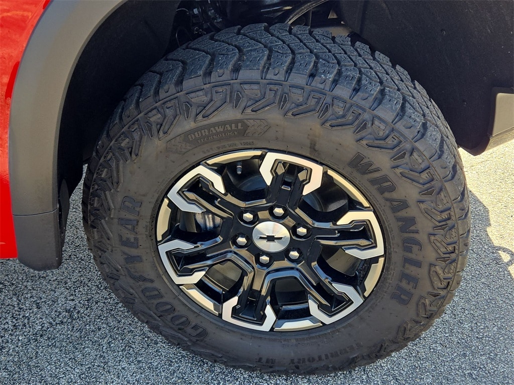 2023 CHEVROLET SILVERADO - Image 40