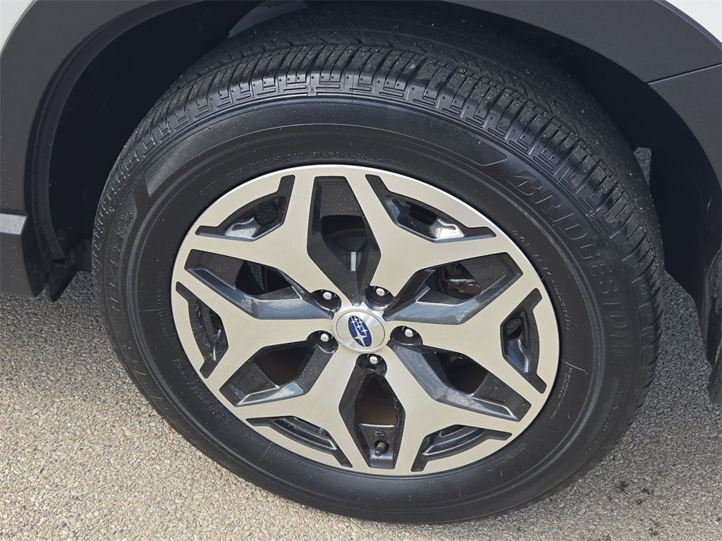 2022 SUBARU FORESTER - Image 38