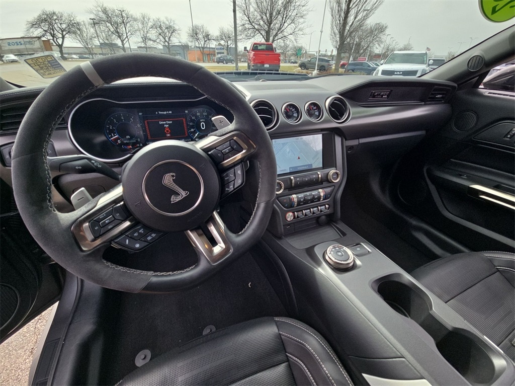 2021 FORD MUSTANG - Image 10