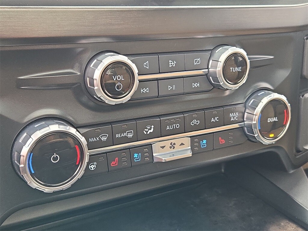 2023 FORD F-450 - Image 35