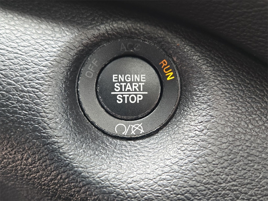 2022 JEEP CHEROKEE - Image 17