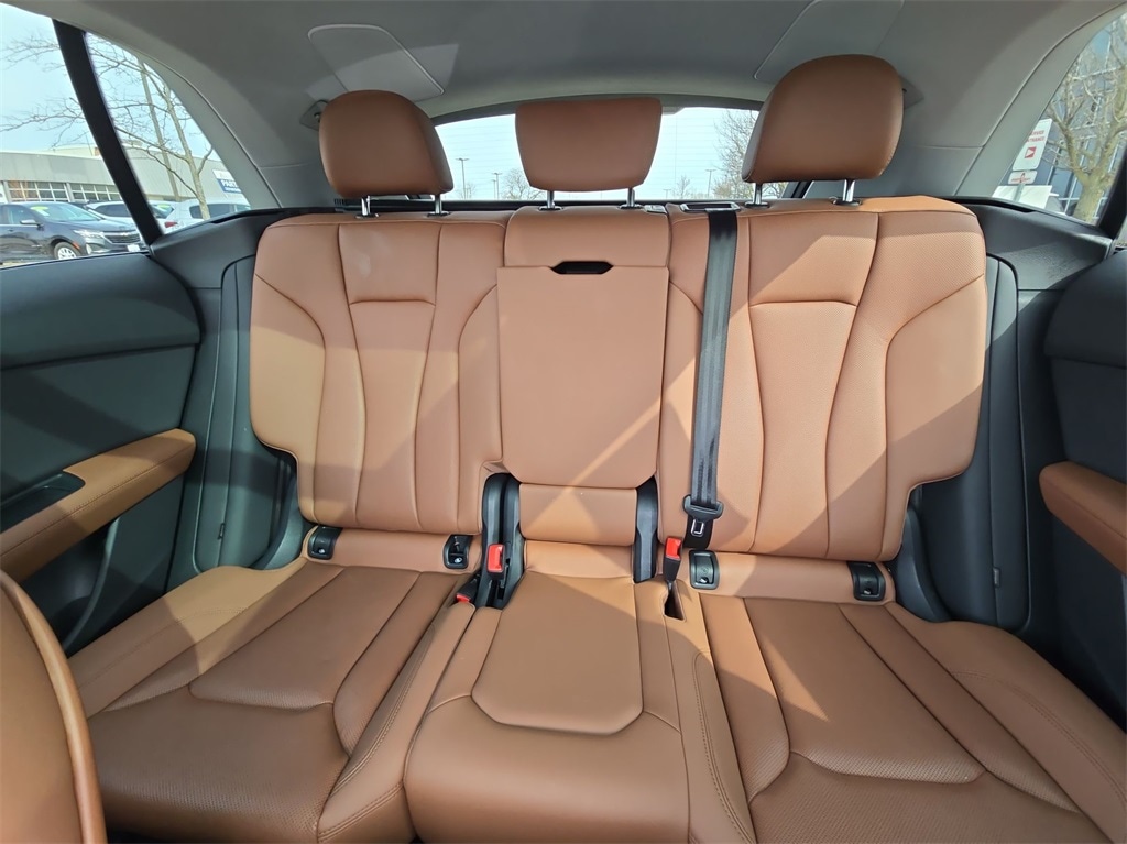 2023 AUDI Q8 - Image 13