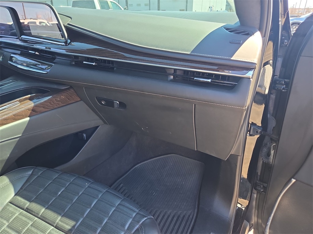 2022 CADILLAC ESCALADE - Image 35