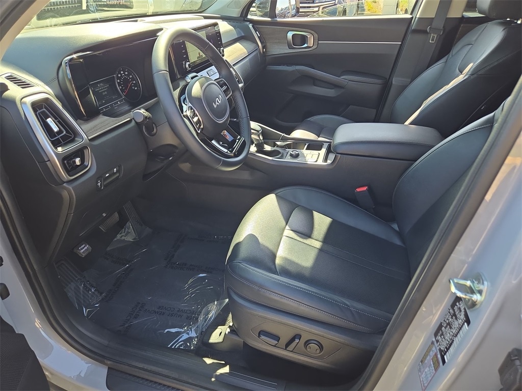 2022 KIA SORENTO - Image 26