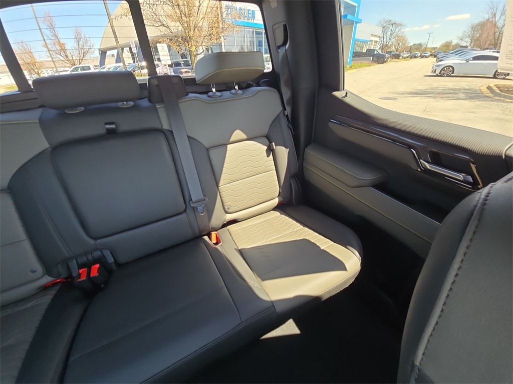 2023 CHEVROLET SILVERADO - Image 14