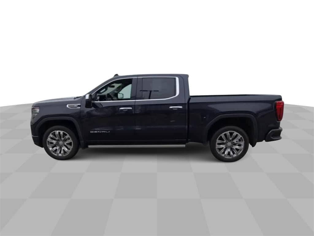 2023 GMC SIERRA - Image 5