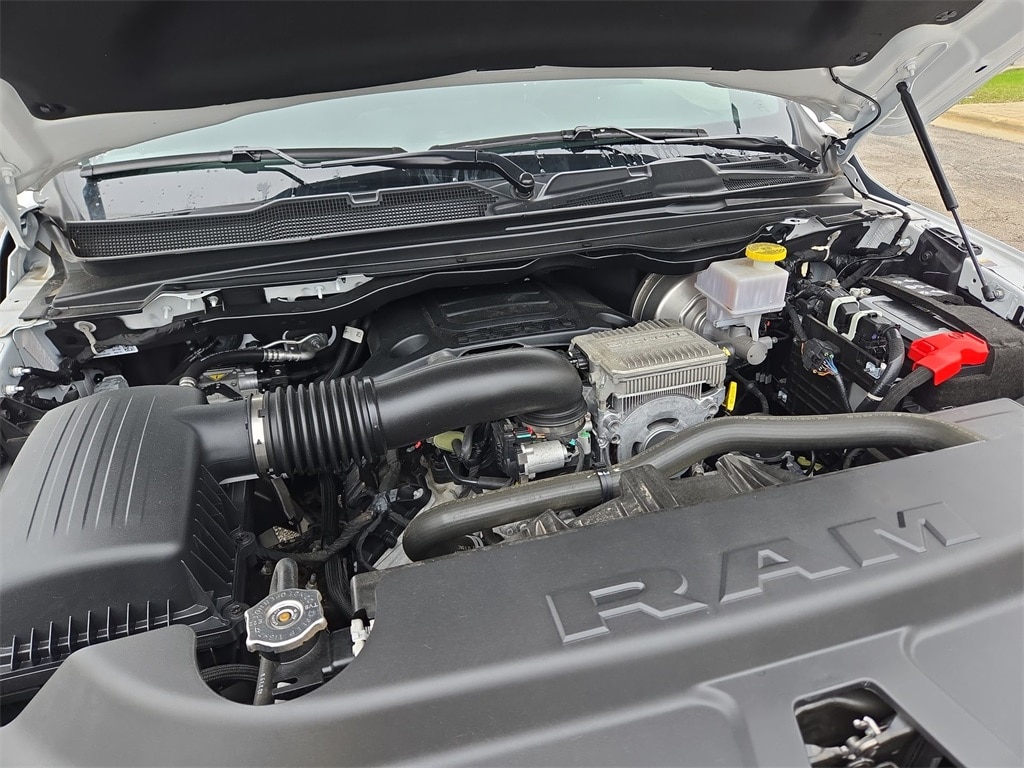 2023 RAM 1500 - Image 28
