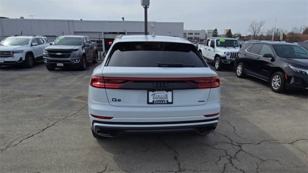 2023 AUDI Q8 - Image 7