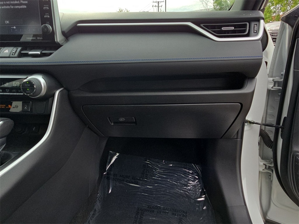 2022 TOYOTA RAV4 - Image 35