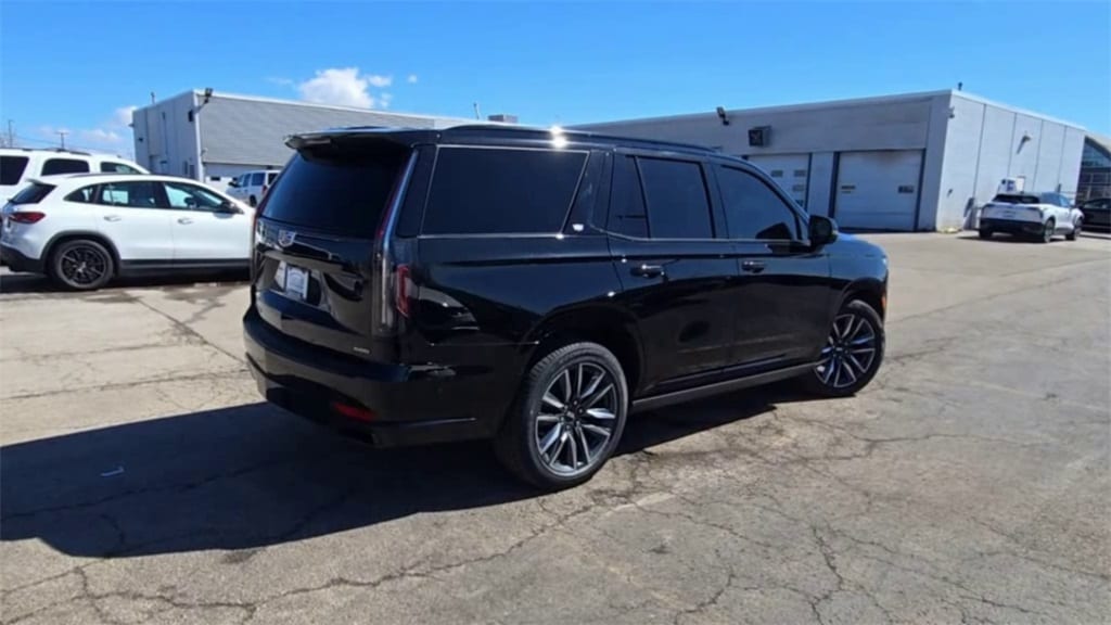 2022 CADILLAC ESCALADE - Image 8