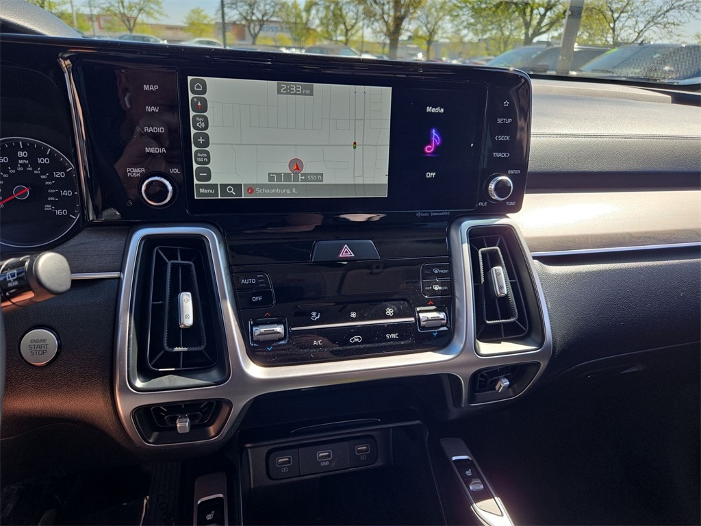 2022 KIA SORENTO - Image 19