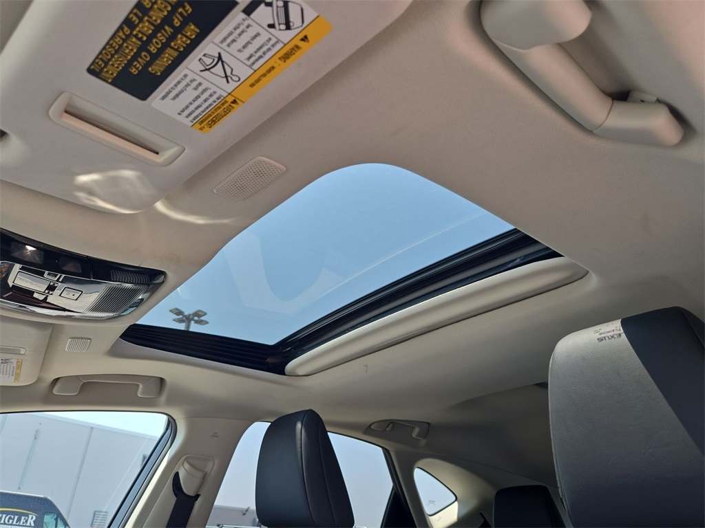 2024 LEXUS NX - Image 24