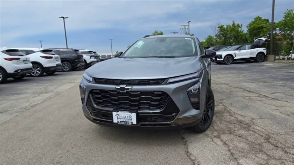 2025 Chevrolet Trax Activ - Photo 4
