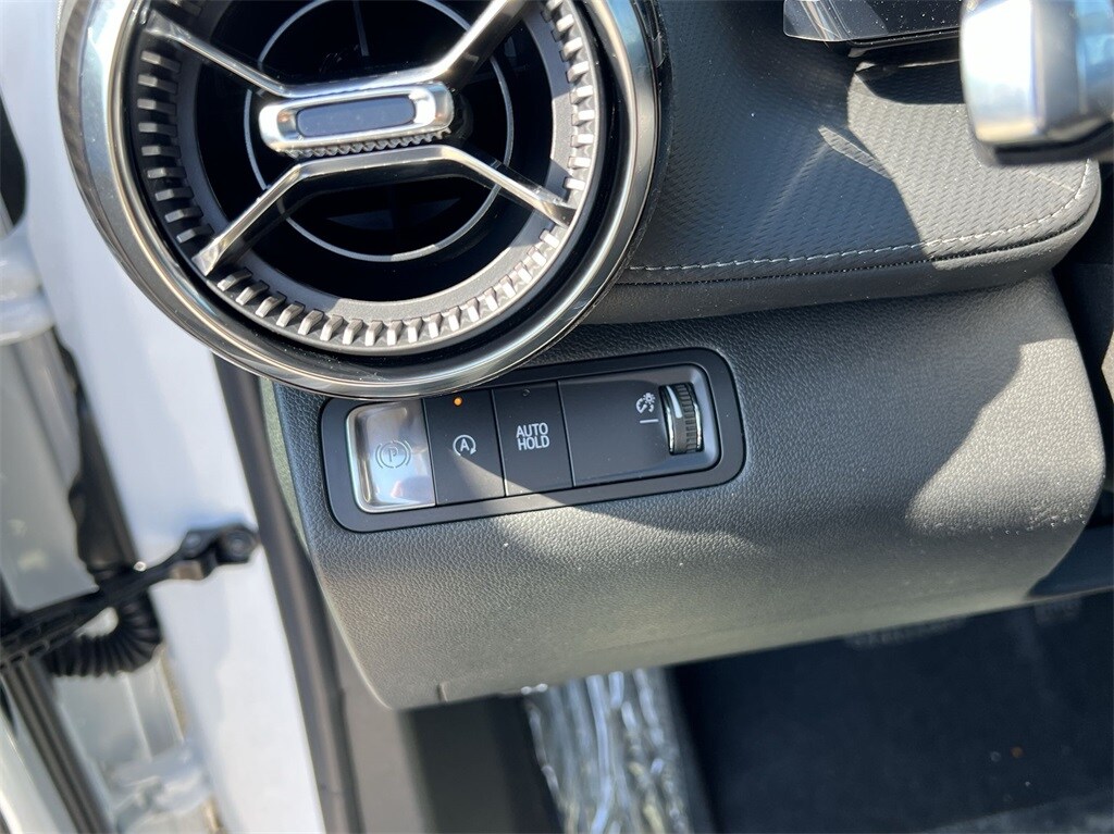 2025 Chevrolet Equinox LT - Photo 18