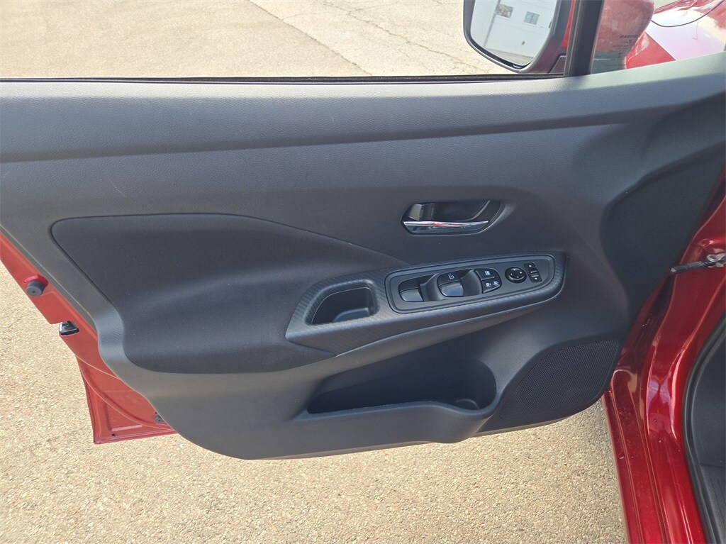 2021 NISSAN VERSA - Image 28