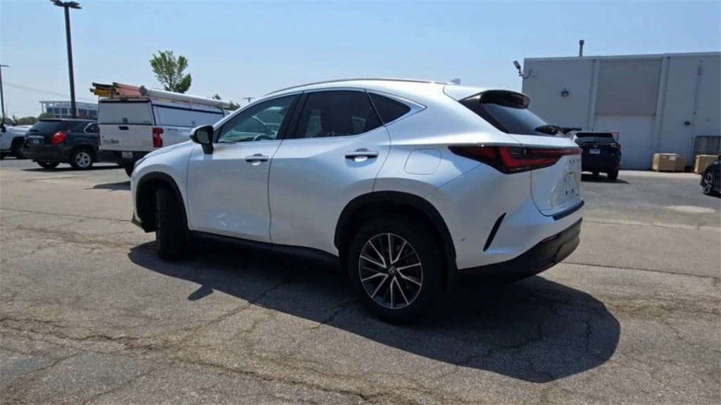 2024 LEXUS NX - Image 7