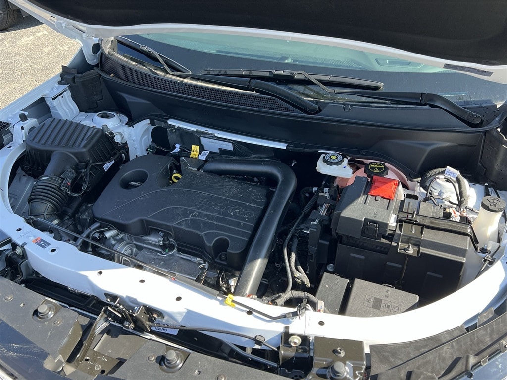 2025 Chevrolet Equinox LT - Photo 30