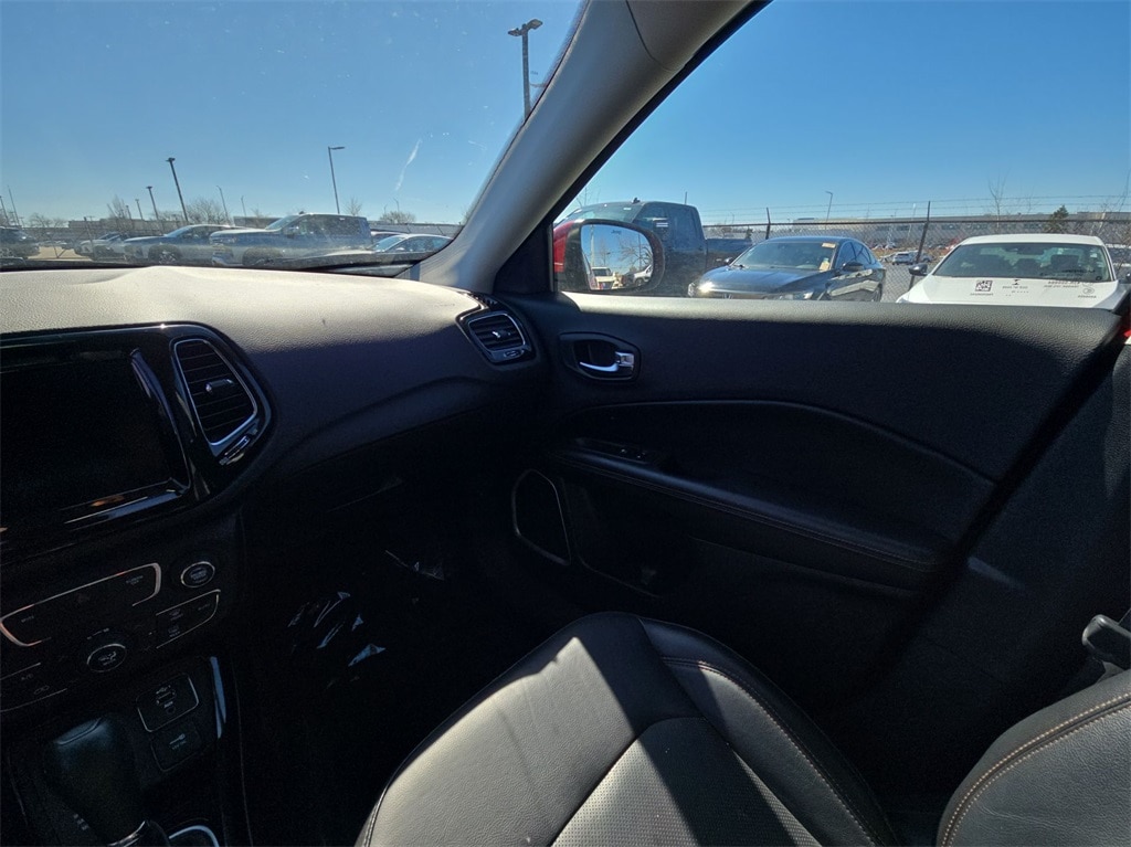 2019 JEEP COMPASS - Image 11