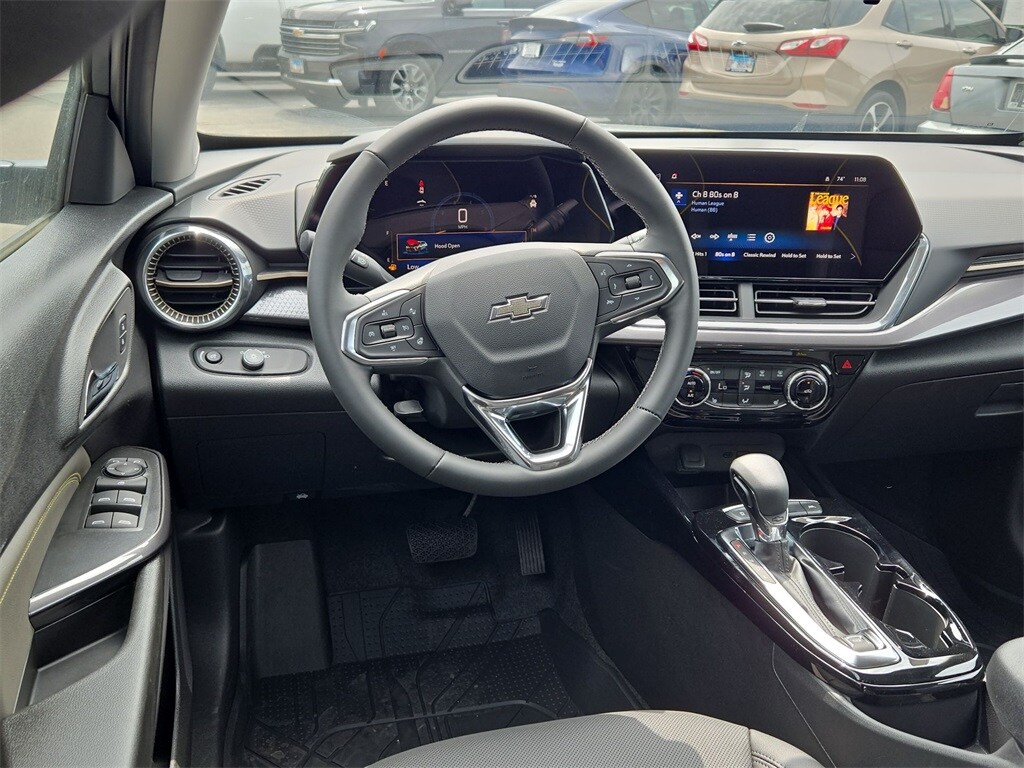 2025 Chevrolet Trax Activ - Photo 25