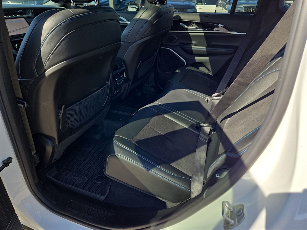 2024 JEEP GRAND CHEROKEE - Image 25