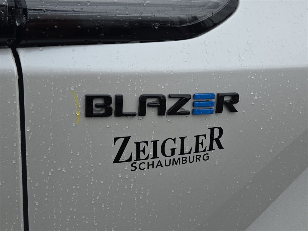 2025 Chevrolet Blazer EV SS - Photo 38