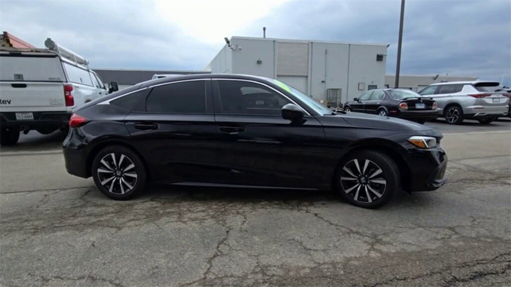 2024 Honda Civic EX-L photo 2