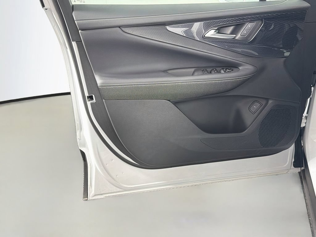 2026 Chevrolet Blazer EV LT - Photo 33
