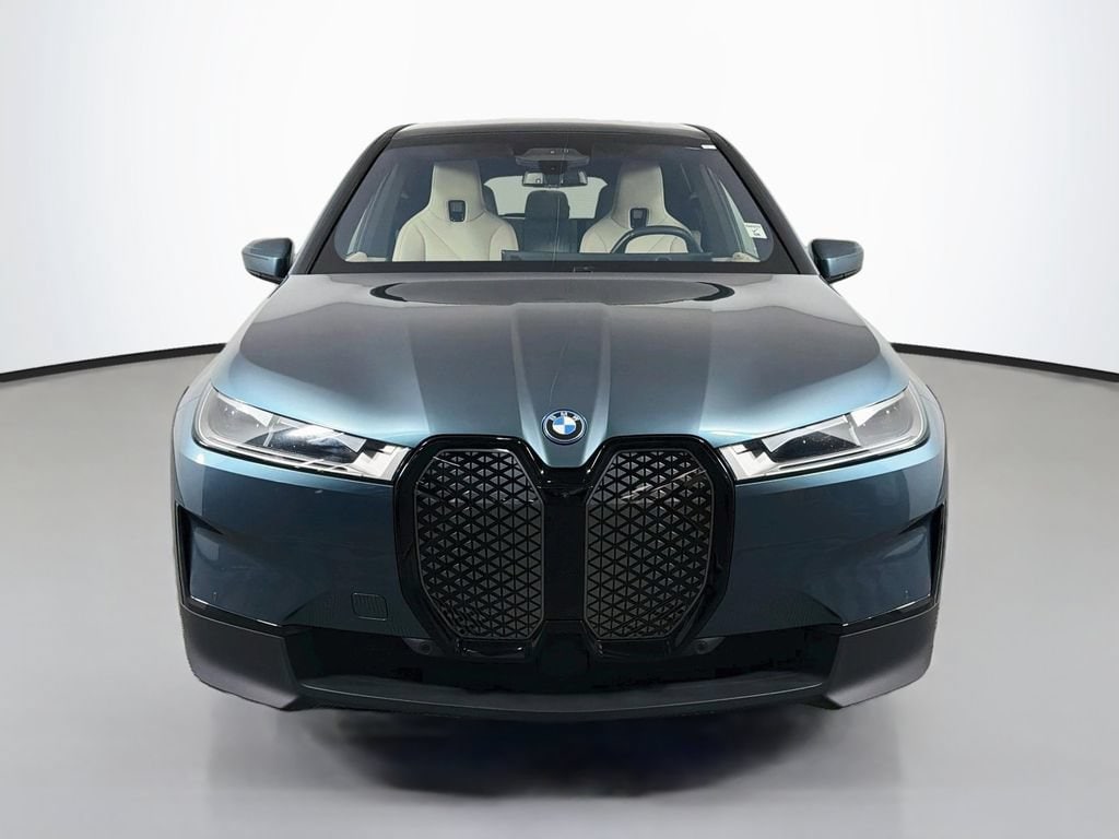 Used 2024 BMW iX Base with VIN WB523CF06RCR00420 for sale in Schaumburg, IL