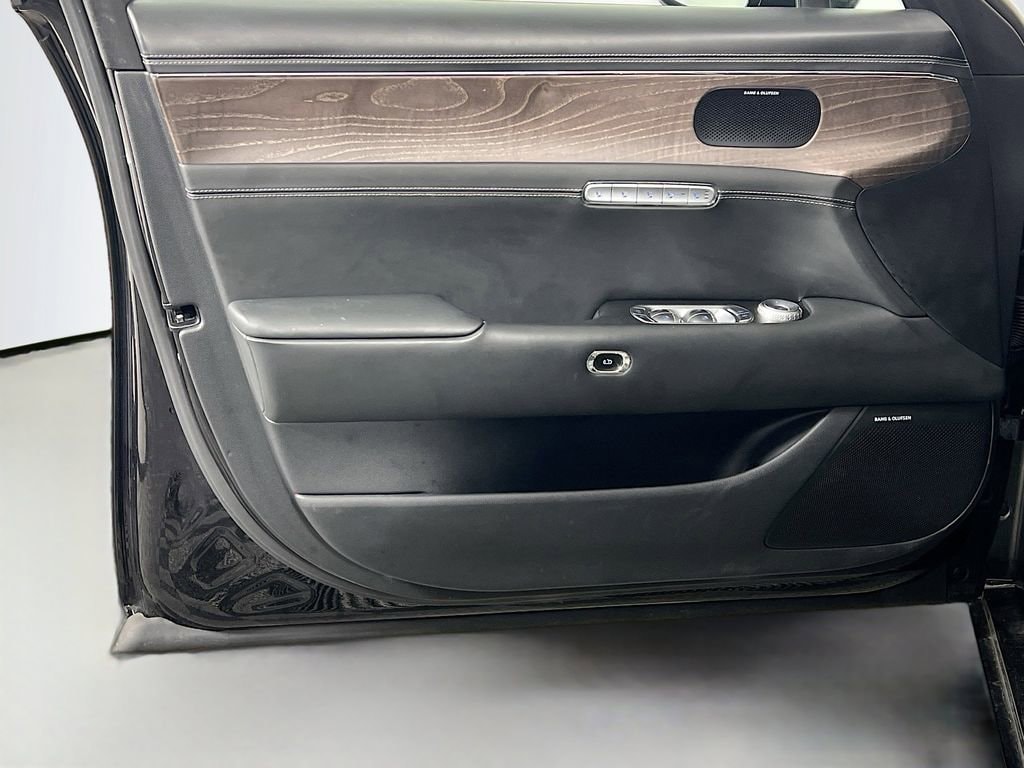 2023 GENESIS G90 Base - Photo 18