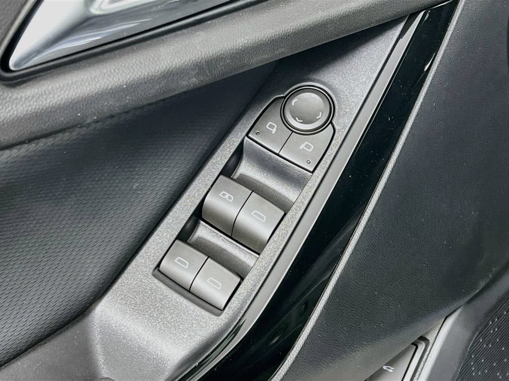 2026 Chevrolet Equinox LT - Photo 33