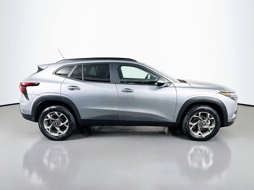 New 2026 Chevrolet Trax LT SUV