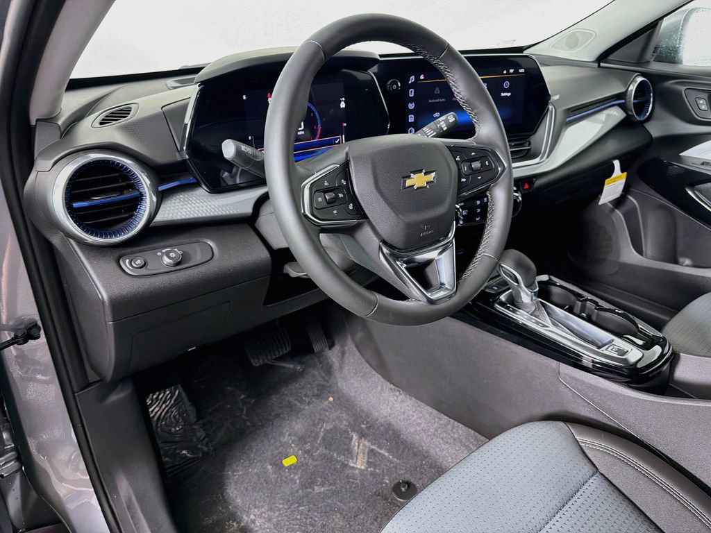 2026 Chevrolet Trax LT - Photo 9
