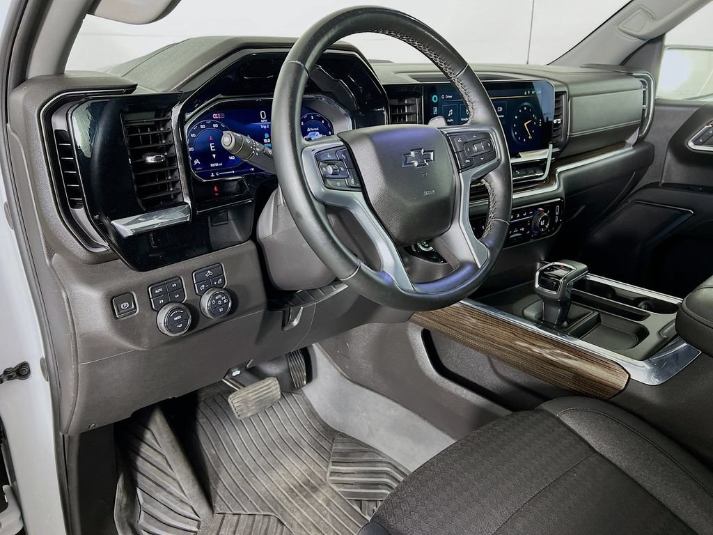 2024 Chevrolet Silverado 1500 LT Trail Boss - Photo 9